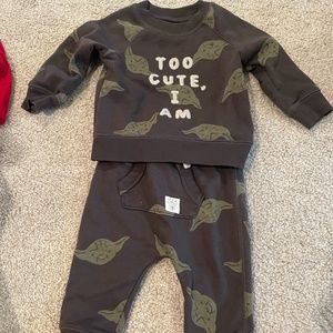 Baby Gap sweat suit